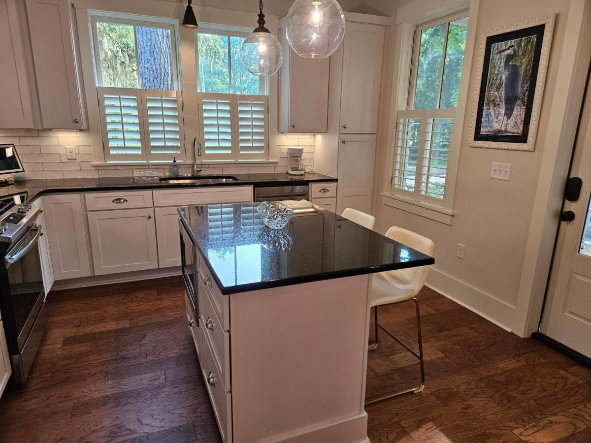 Low Country Cottage In Beautiful Habersham 博福特 外观 照片
